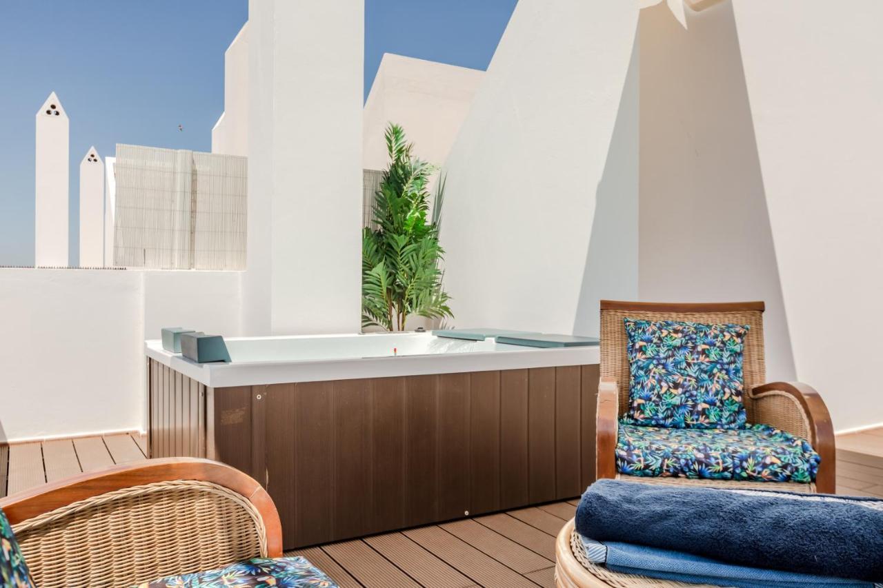Seascape Villa Private Pool & Rooftop Jacuzzi With Sea View Near Manta Rota Beach Vila Nova de Cacela Exteriér fotografie